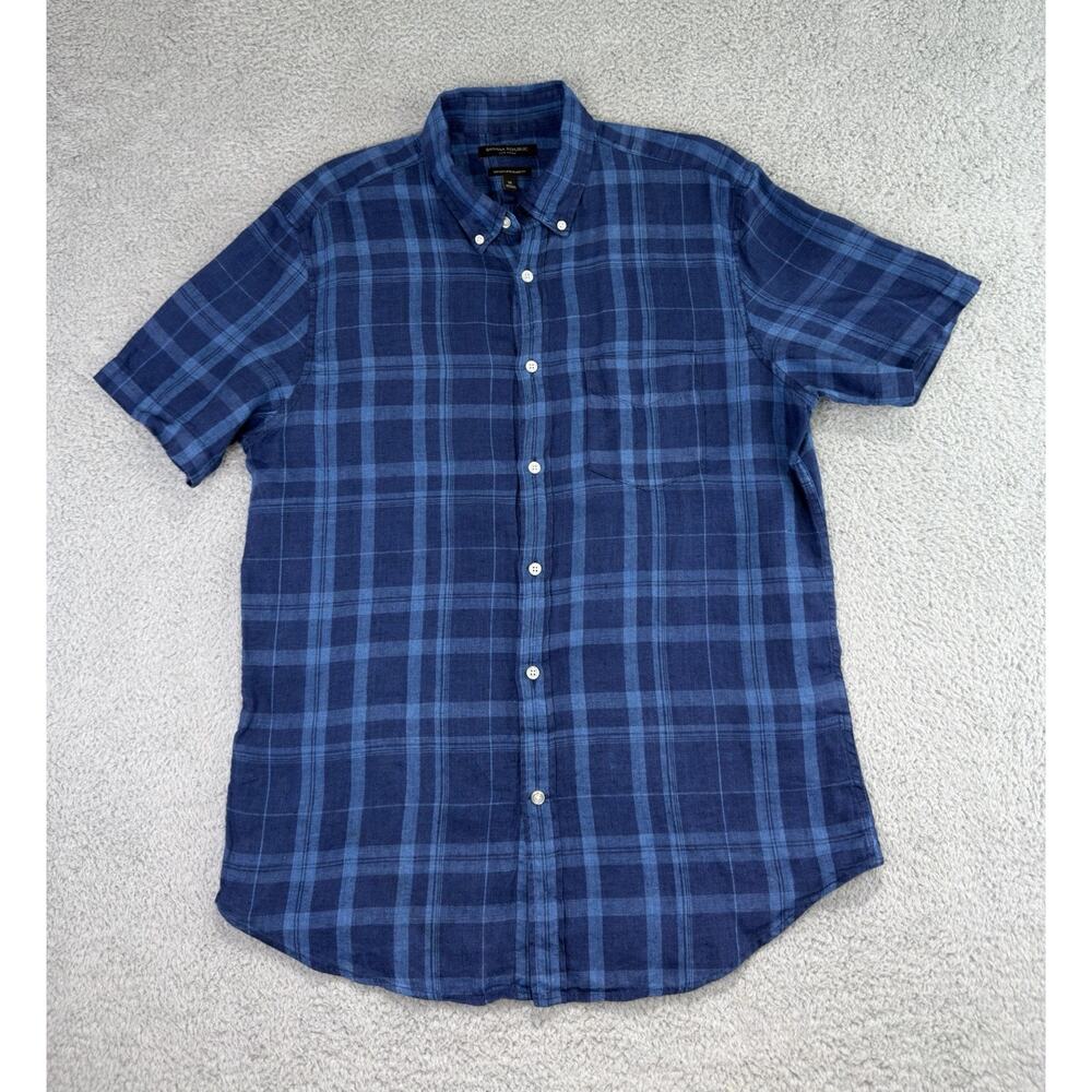 Banana Republic Shirt Mens Medium Blue 100% Linen Camden Standard Fit Button Up